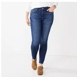 Sonoma Curvy High-Waisted Skinny Jeans NWT Medium Wash Size 10S